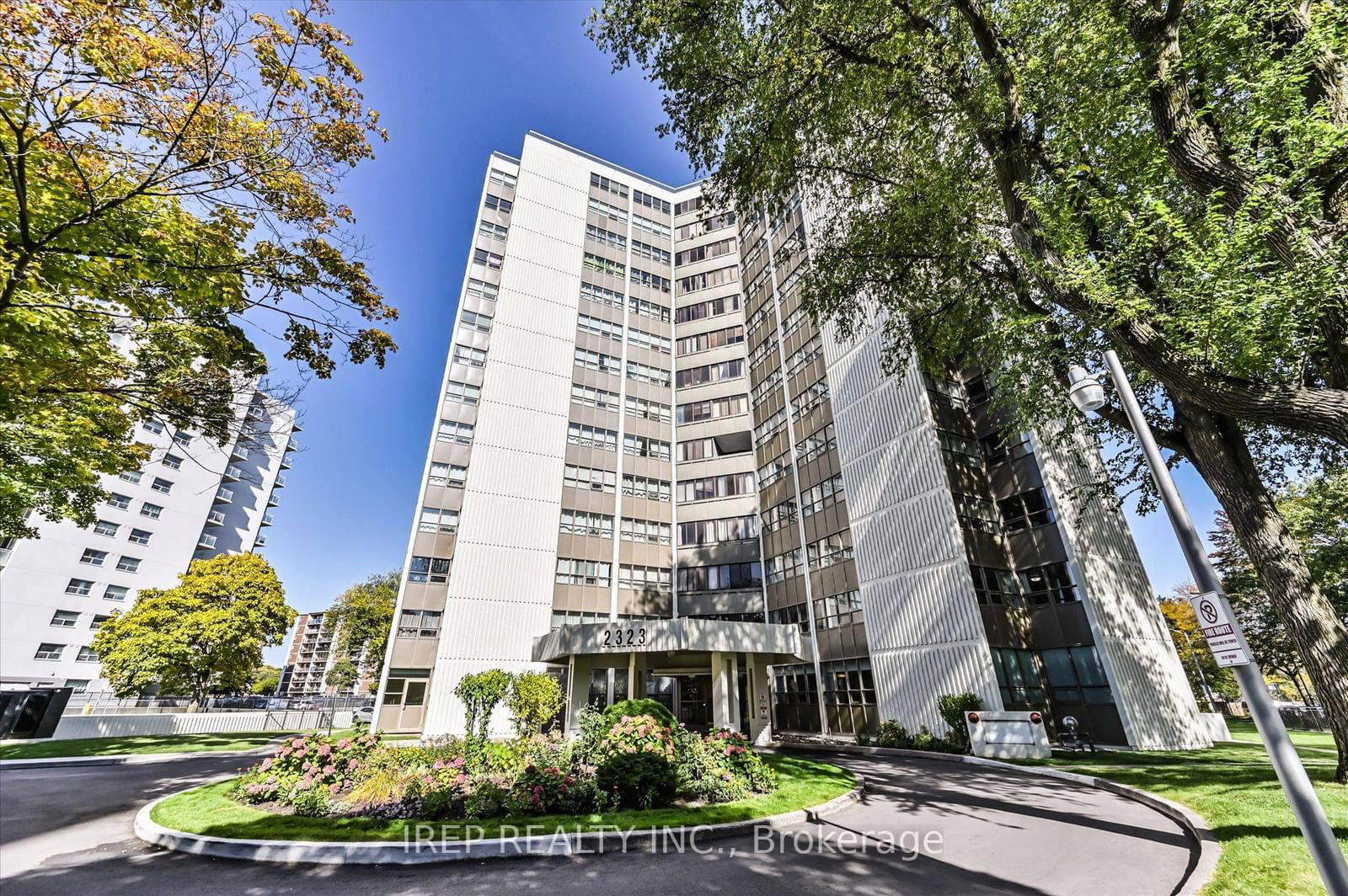 Condo for sale at 1201-2323 Confederation Pkwy, Mississauga, Cooksville, L5B 1R6 - MLS: W11920305