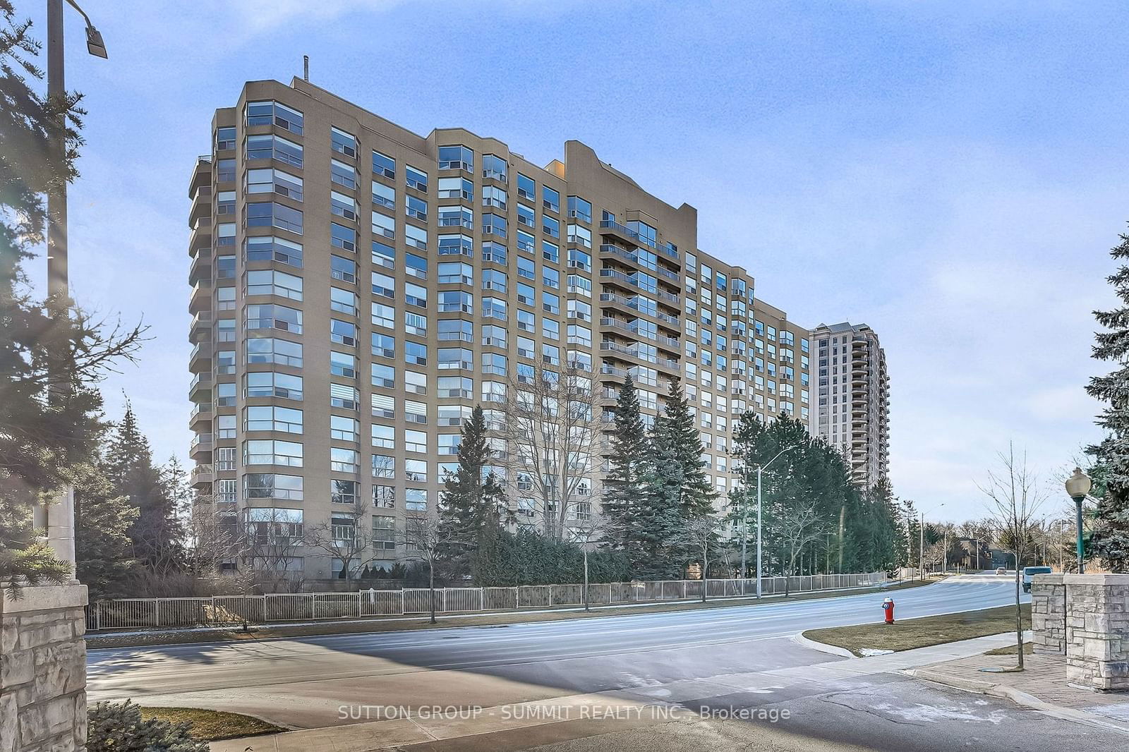 Condo sold at 403-1800 The Collegeway, Mississauga, Erin Mills, L5L 5S4 - MLS: W11920743