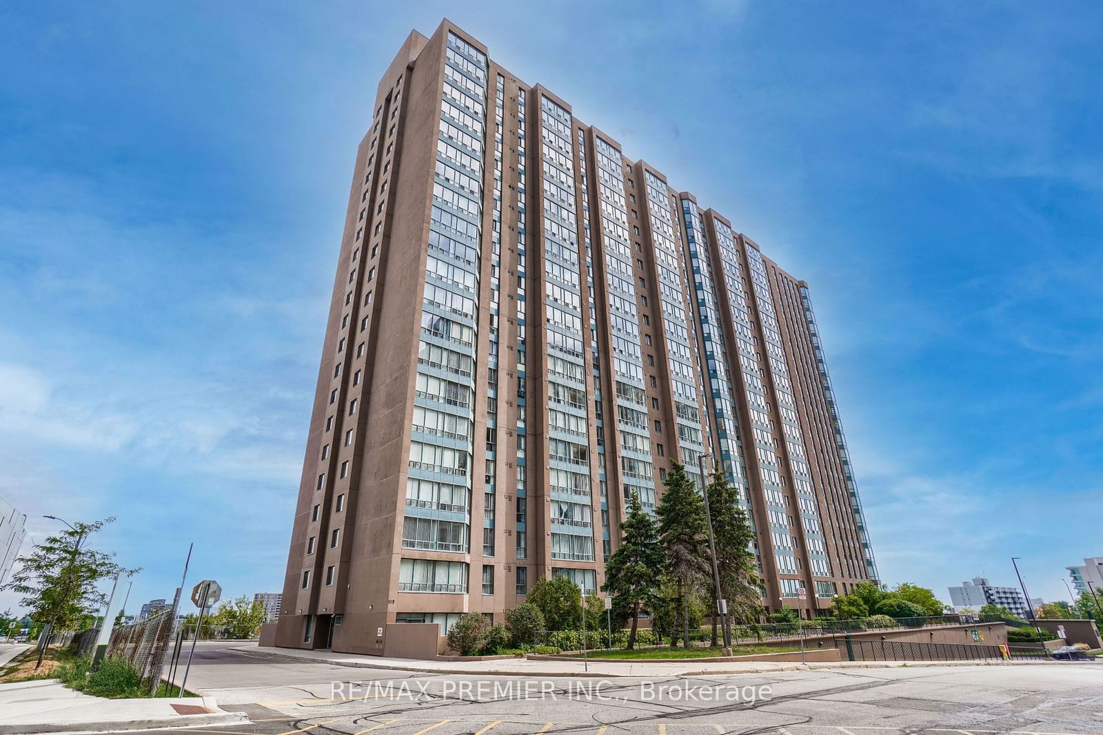 Condo for sale at 811-115 Hillcrest Avenue, Mississauga, Cooksville, L5B 3Y9 - MLS: W11920752