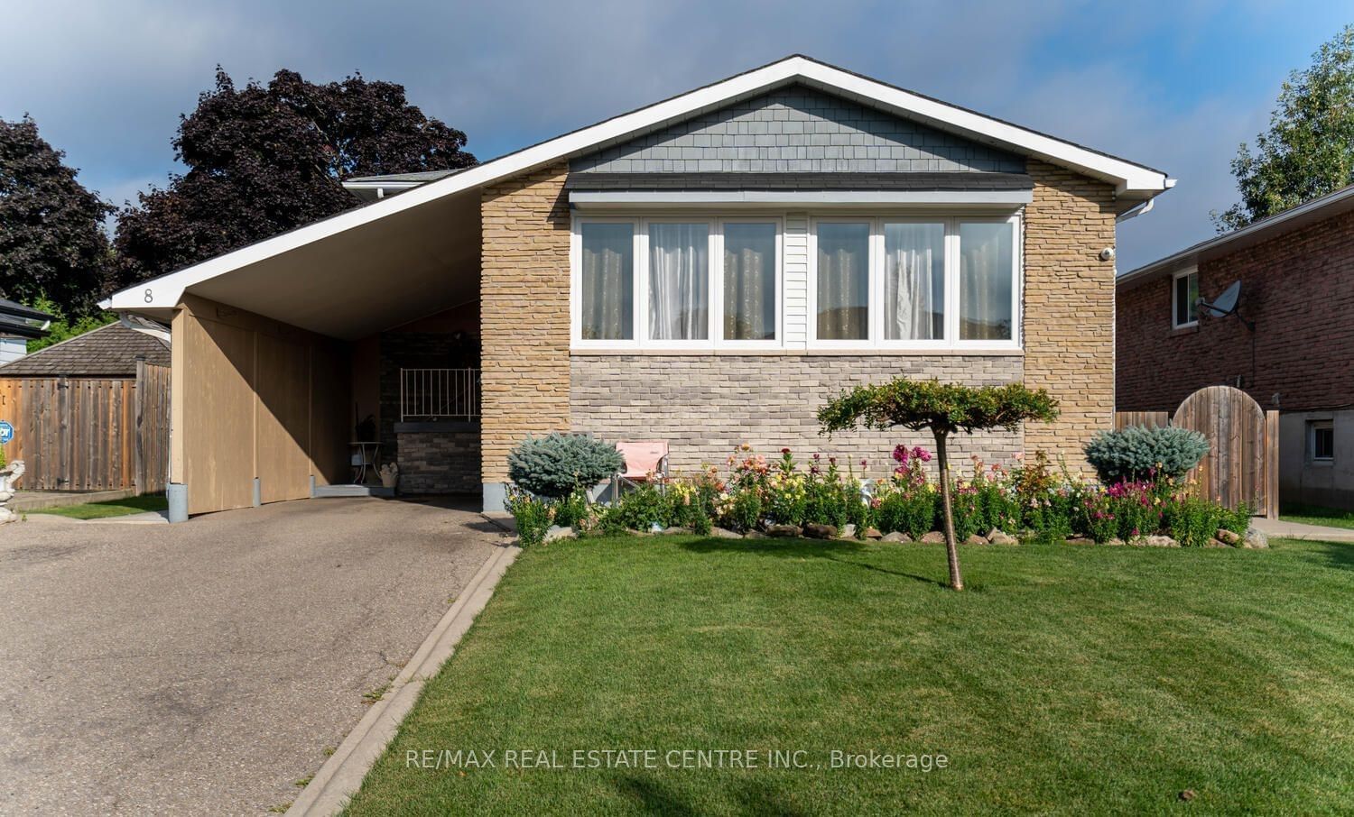 Detached House for sale at 8 Edwin Drive, Brampton, Brampton South, L6Y 1A1 - MLS: W11920795