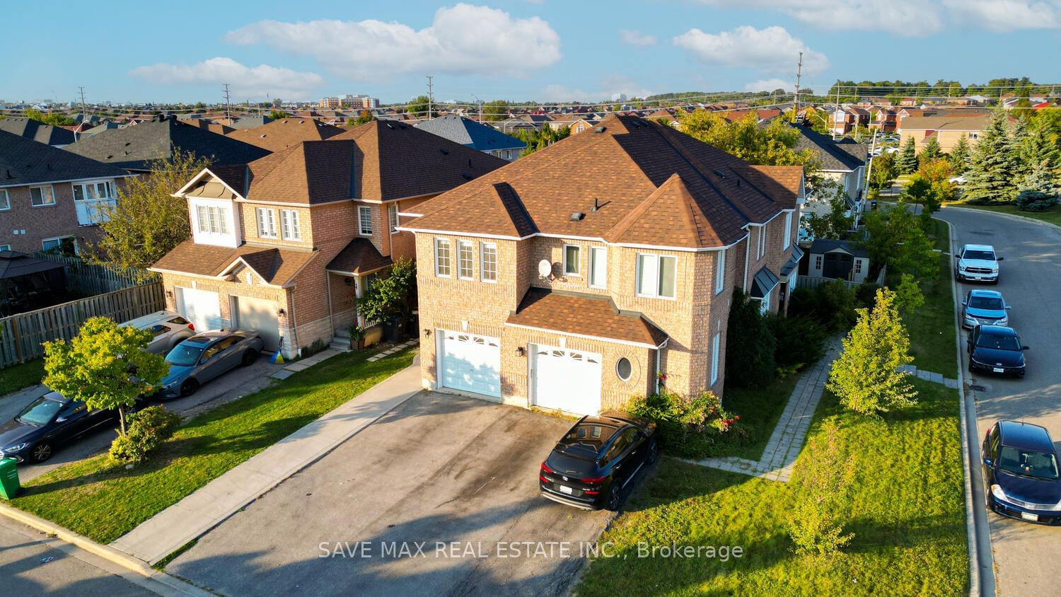 Semi-Detached House for sale at 1014 Foxglove Place, Mississauga, East Credit, L5V 2N4 - MLS: W11920995