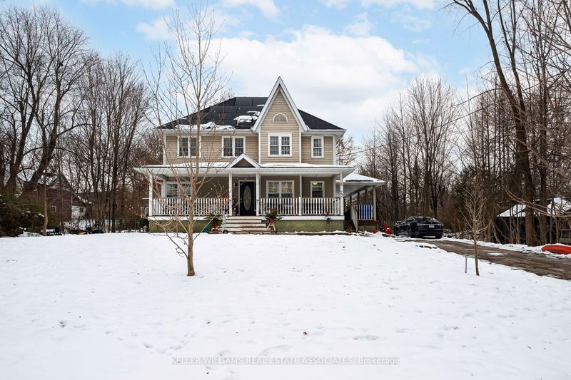 22 Mountain St, Halton Hills - Glen Williams image-0-0