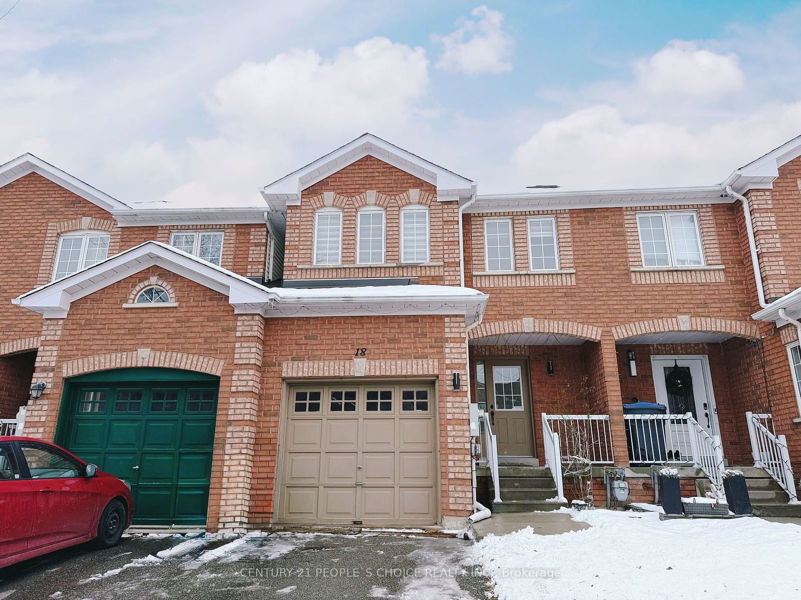 Townhouse for sale at 18 Coppermill Drive, Brampton, Northwest Sandalwood Parkway, L7A 1N4 - MLS: W11921087