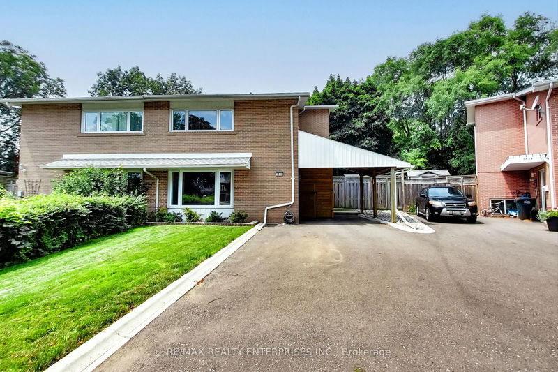 home for lease on 1540 Thetford Court