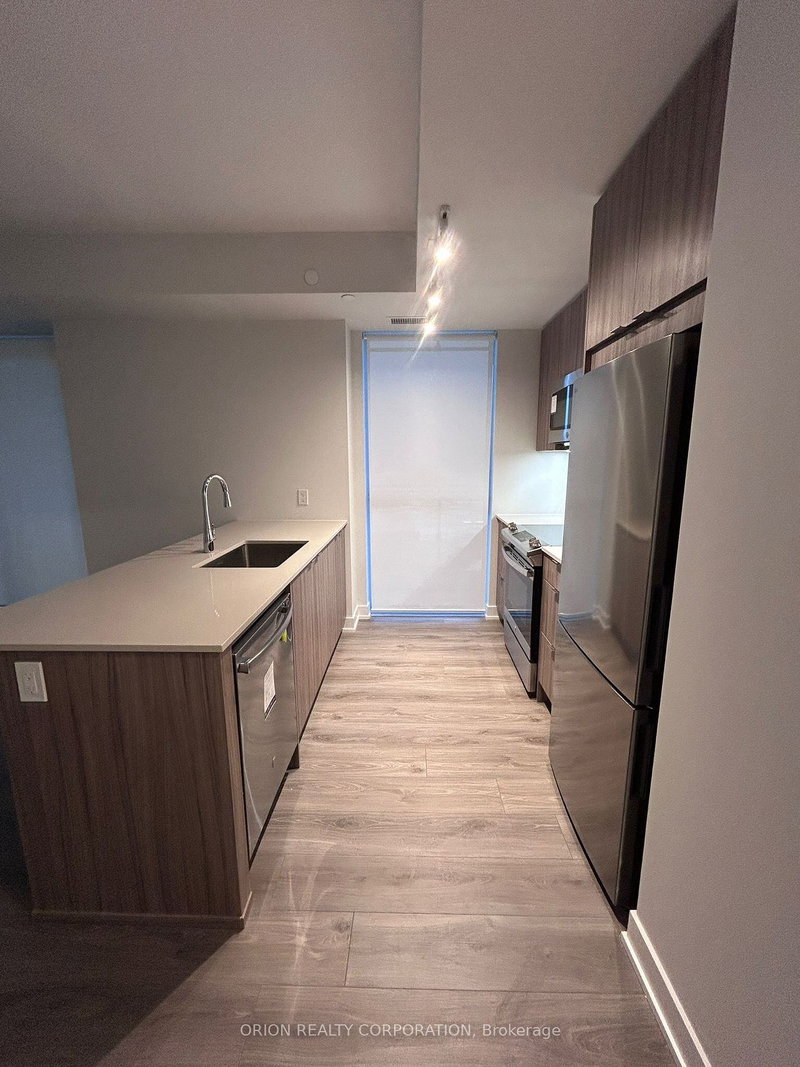 3704 - 4130 Parkside Village Dr, Mississauga, L5B 3M8 | Image 3