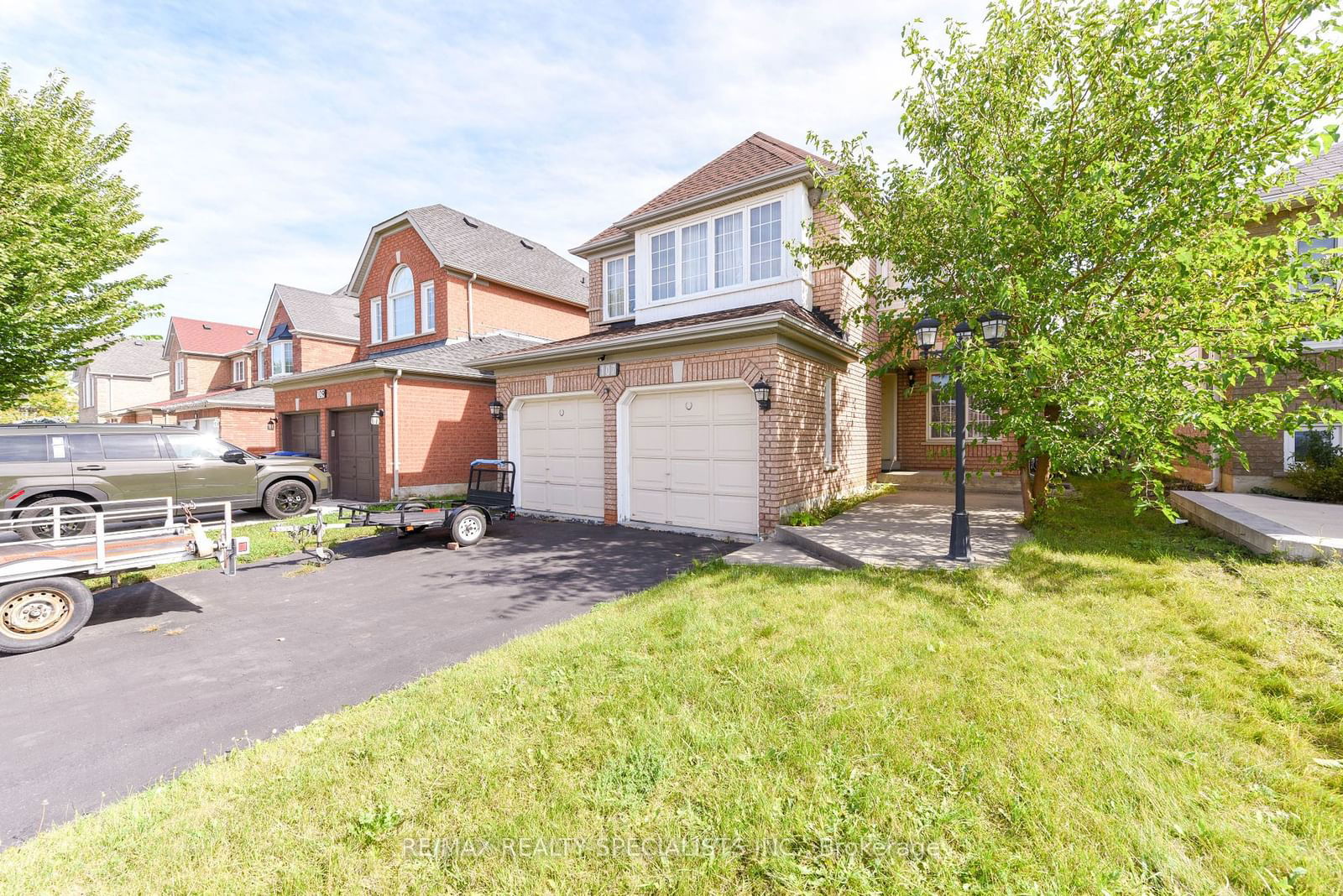 Detached House for sale at 107 Seclusion Crescent, Brampton, Sandringham-Wellington, L6R 1K8 - MLS: W11921209