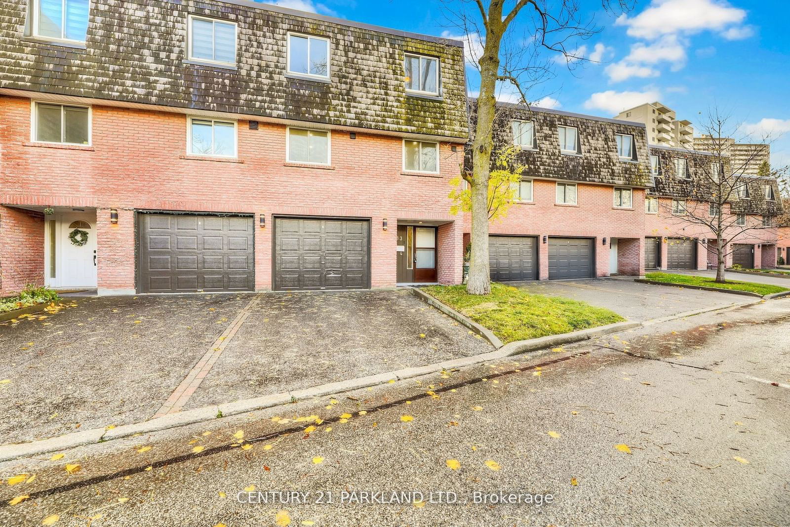 Townhouse for sale at 83-2145 SHEROBEE Road, Mississauga, Cooksville, L5A 3G8 - MLS: W11921219