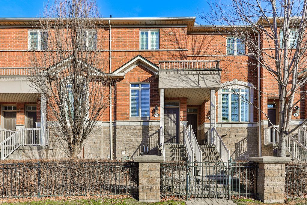 Townhouse leased at 55-1169 Dorval Drive, Oakville, 1007 - GA Glen Abbey, L6M 4V8 - MLS: W11921310