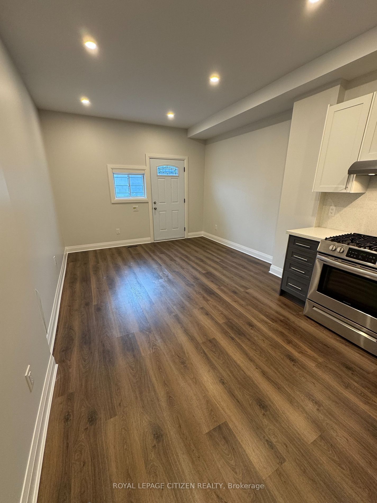 Semi-Detached House for lease at 798 Ossington Avenue, Toronto, Dovercourt-Wallace Emerson-Junction, M6G 3V1 - MLS: W11921318