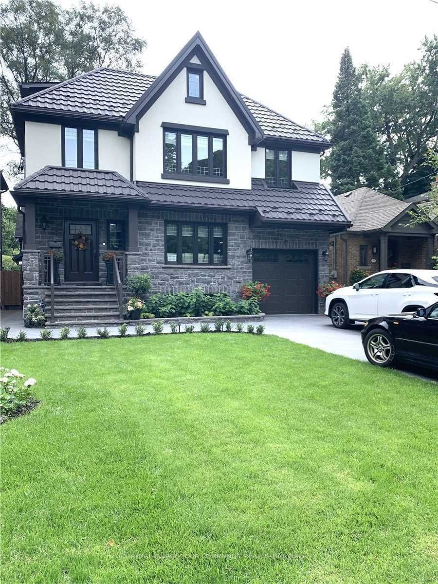 Detached House leased at 7 Van Dusen Boulevard, Toronto, Stonegate-Queensway, M8Z 3E4 - MLS: W11921590