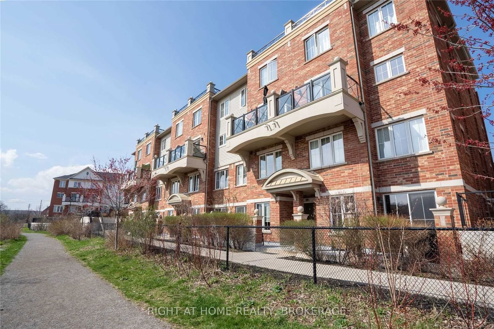 Condo for lease at 6-35 HAYS Boulevard, Oakville, 1015 - RO River Oaks, L6H 0J1 - MLS: W11921634