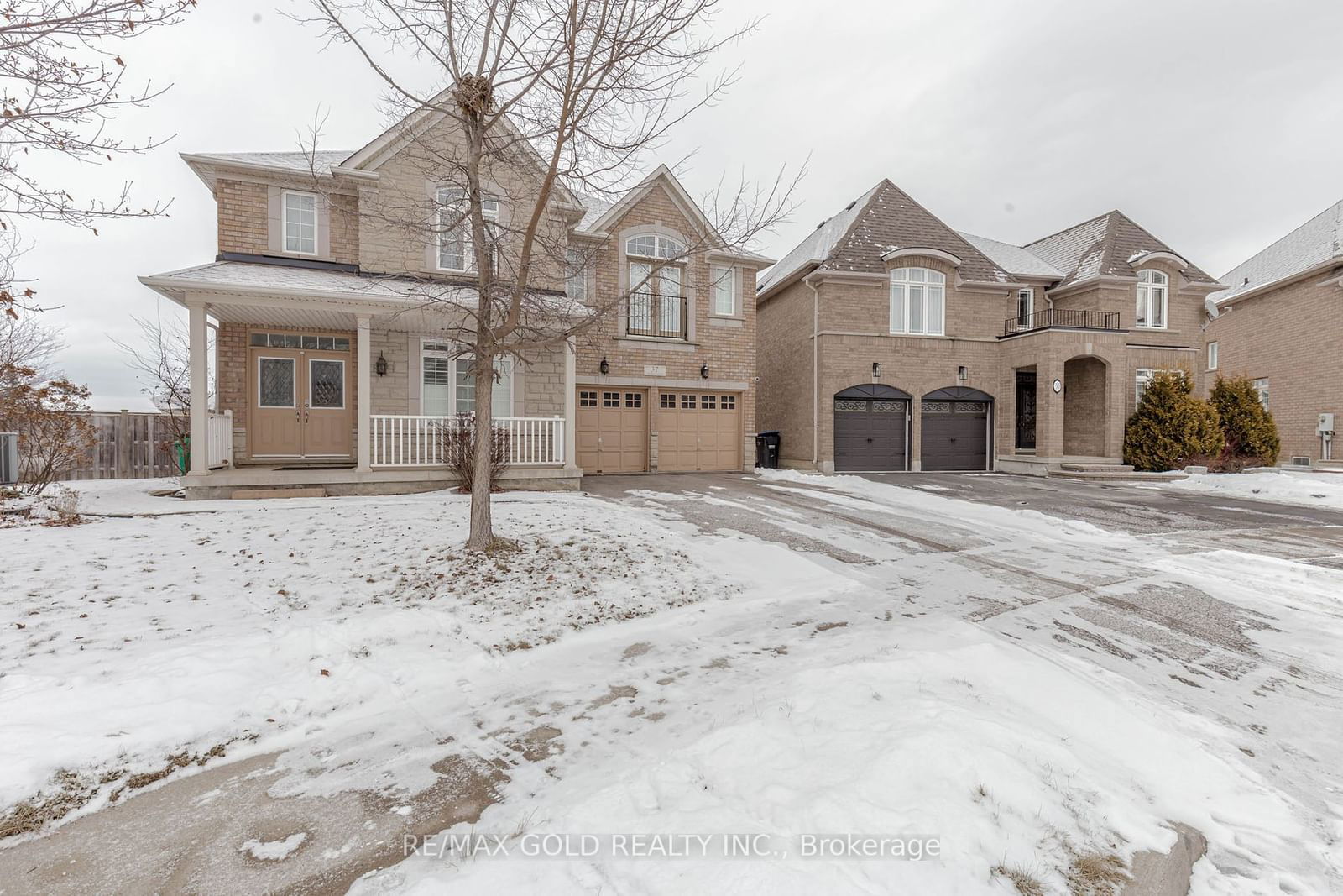 Detached House for sale at 37 DELMONICO Road, Brampton, Vales of Castlemore North, L6P 2W8 - MLS: W11921674