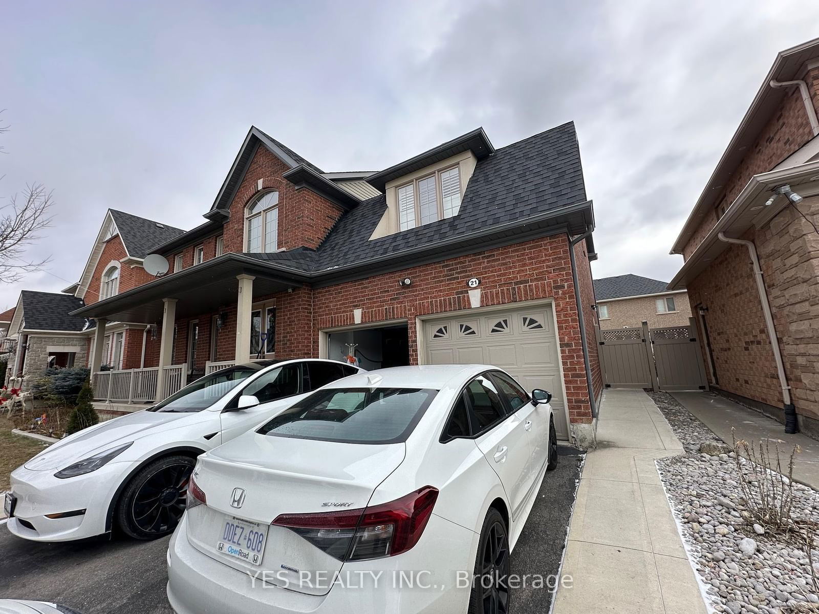 Detached House for lease at Bsmt-21 Janetville Street, Brampton, Bram East, L6P 2H5 - MLS: W11921865