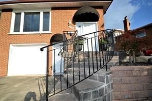 Semi-Detached House for lease at Lower-462 Fergo Avenue, Mississauga, Cooksville, L5B 2J3 - MLS: W11921890