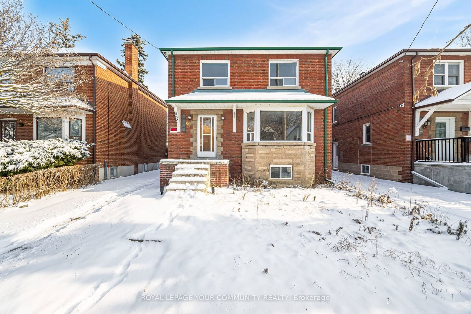 Detached House sold at 69 Eighth Street, Toronto, New Toronto, M8V 3C2 - MLS: W11921982