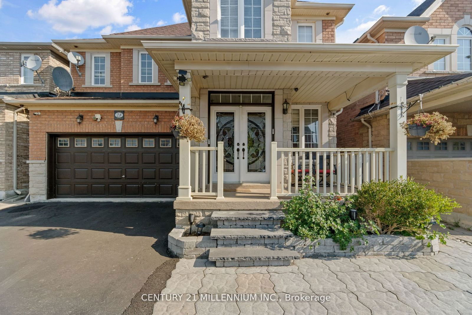 Detached House for sale at 28 Powell Drive, Brampton, Sandringham-Wellington, L6R 0L1 - MLS: W11921996