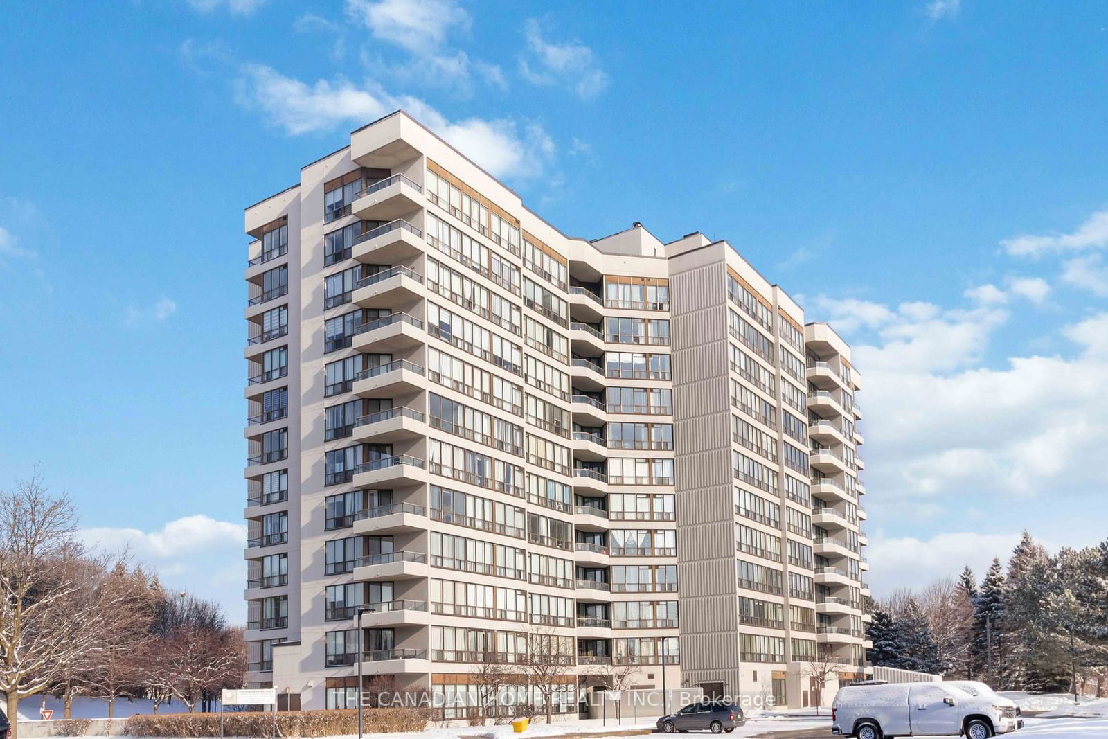 Condo sold at 211-12 Laurelcrest Street, Brampton, Queen Street Corridor, L6S 5Y4 - MLS: W11922024