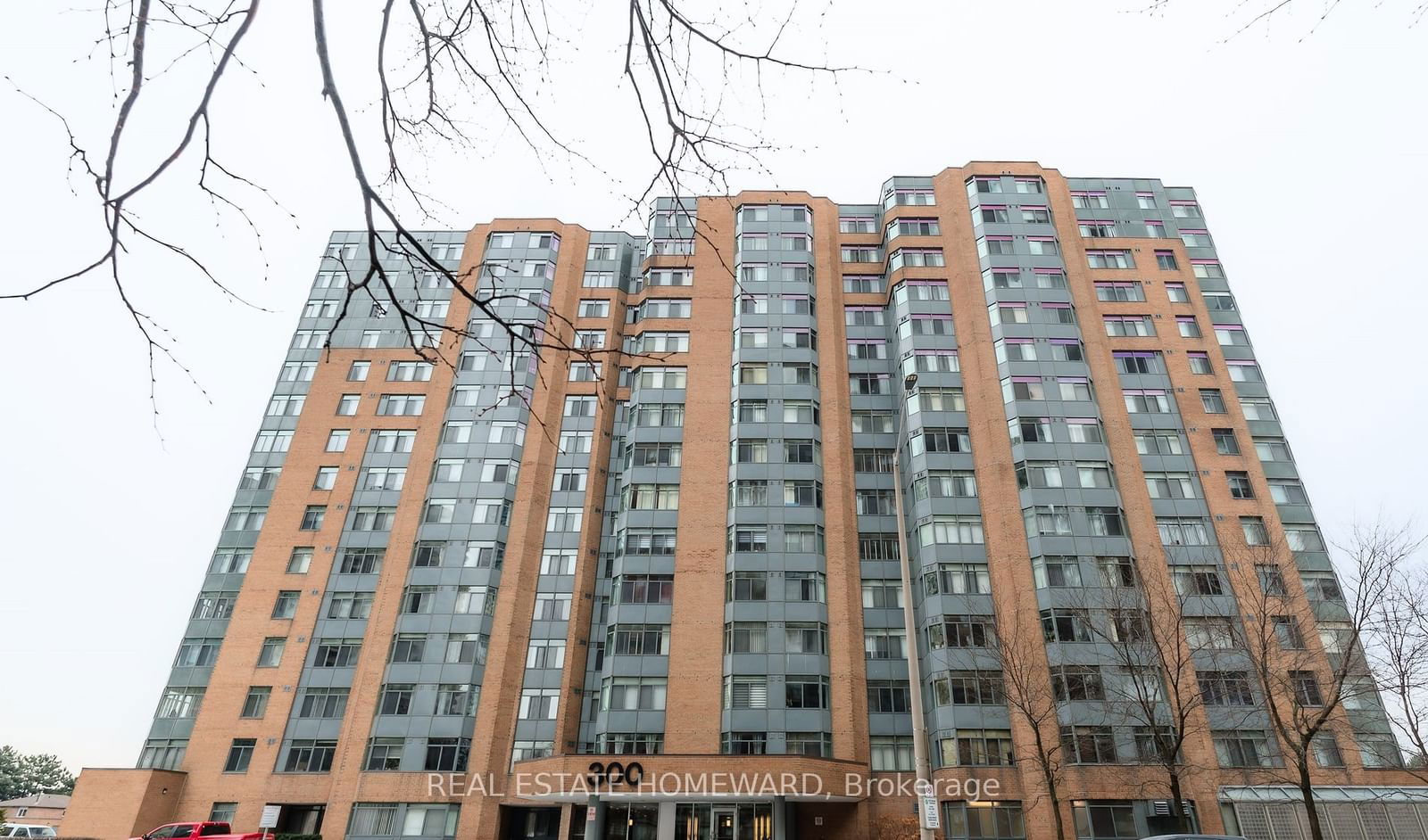 Condo for sale at 1009-300 Webb Drive, Mississauga, City Centre, L5B 3W3 - MLS: W11922035