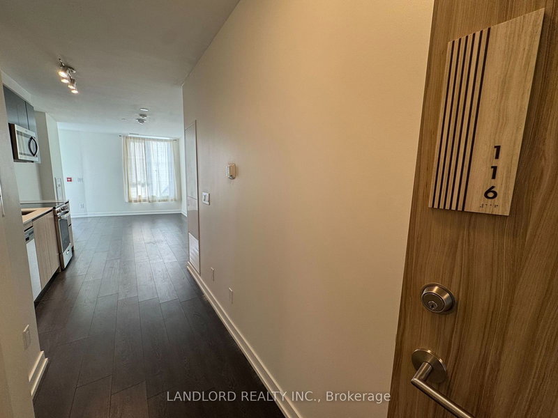 116 - 11 Maryport Ave, Toronto, M3M 0E2 | Image 3