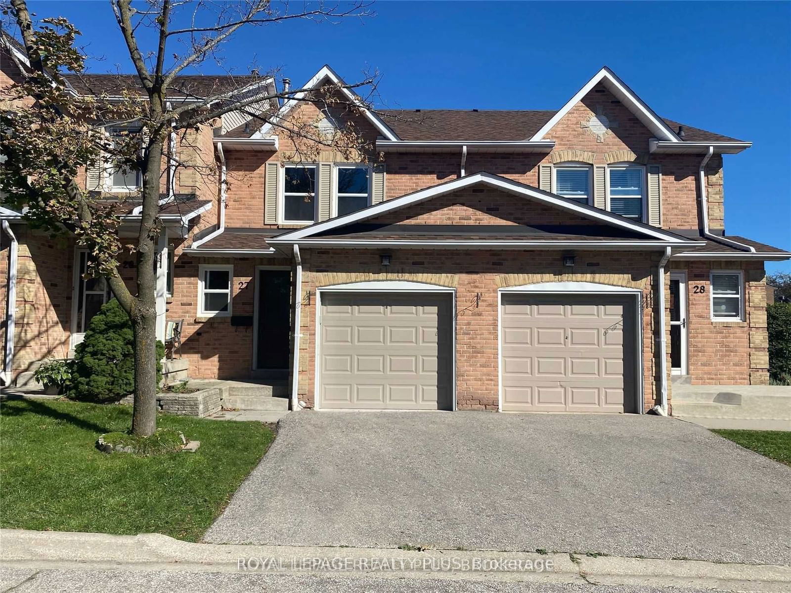 Townhouse for sale at 27-1039 Cedarglen Gate, Mississauga, Erindale, L5C 3A7 - MLS: W11922088