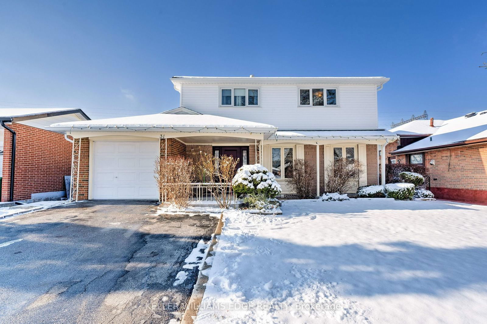 Detached House for sale at 31 Tinton Crescent, Toronto, West Humber-Clairville, M9V 2H9 - MLS: W11922131