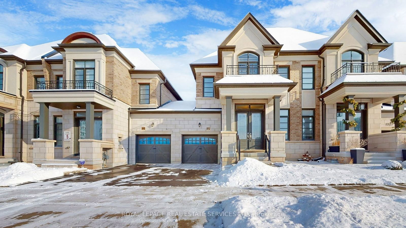 Townhouse for sale at 1329 Merton Road, Oakville, 1007 - GA Glen Abbey, L6M 5L7 - MLS: W11922229