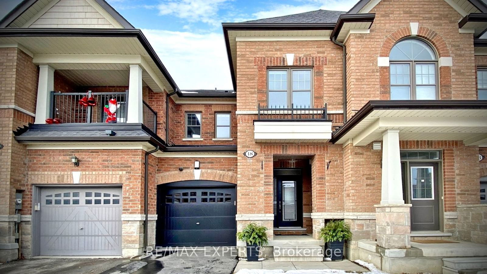 Townhouse sold at 18 Morra Avenue, Caledon, Bolton East, L7E 4K5 - MLS: W11922453