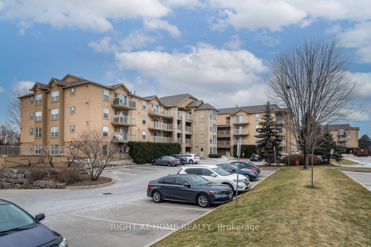 Condo for sale at 309-1470 Bishops Gate, Oakville, 1007 - GA Glen Abbey, L6M 4N2 - MLS: W11922458