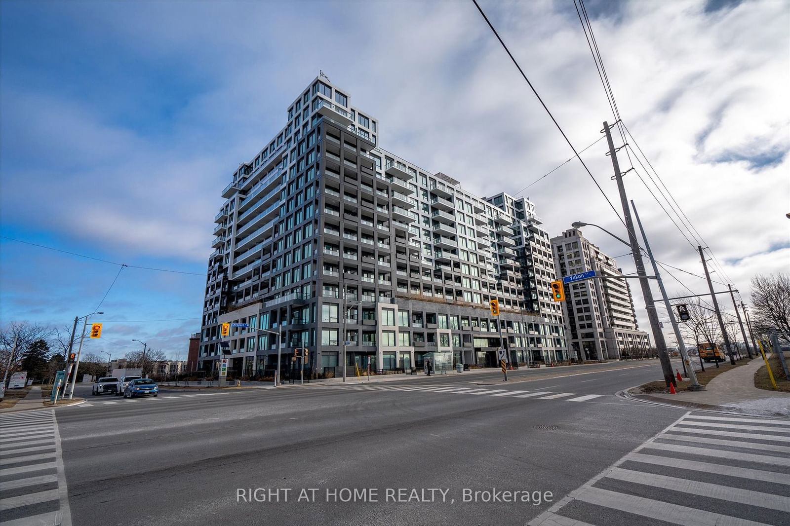 Condo for lease at LPH12-1100 Sheppard Avenue, Toronto, York University Heights, M3J 0H1 - MLS: W11922623