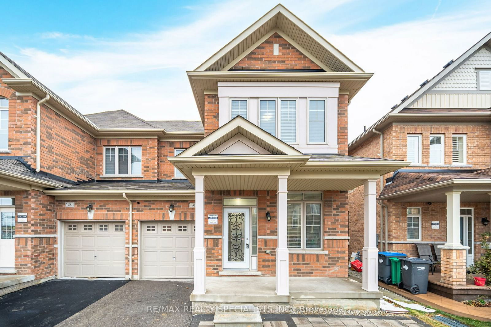 Semi-Detached House for sale at 90 Truro Circle, Brampton, Northwest Brampton, L7A 4E5 - MLS: W11922657