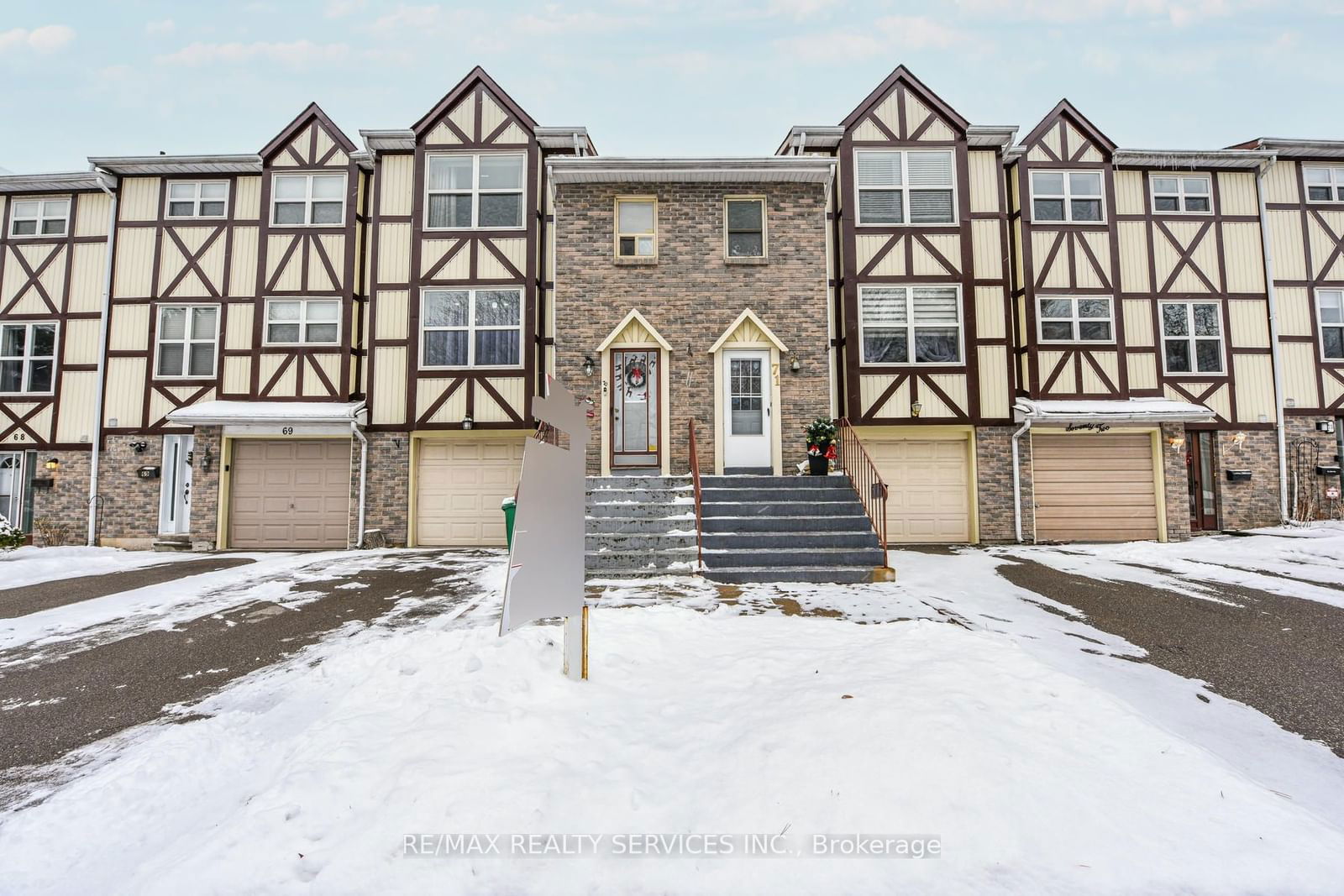 Townhouse for sale at 70-70 Morley Crescent, Brampton, Central Park, L6S 3K8 - MLS: W11922921