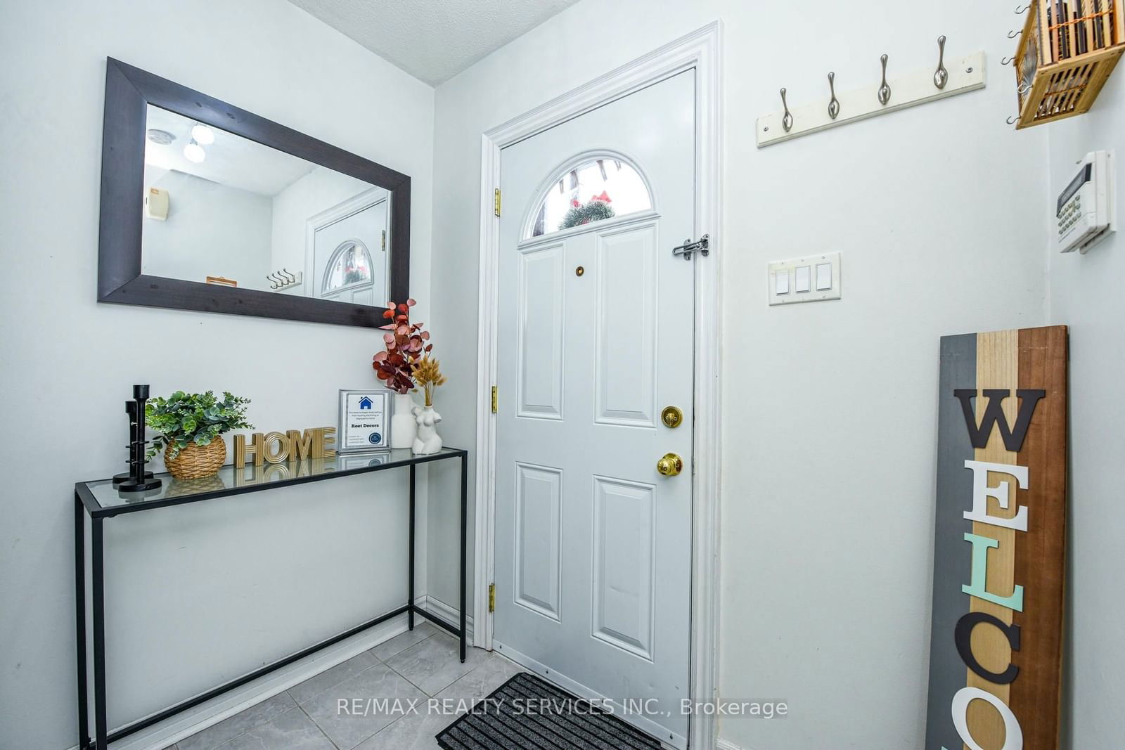 Townhouse for sale at 70-70 Morley Crescent, Brampton, Central Park, L6S 3K8 - MLS: W11922921