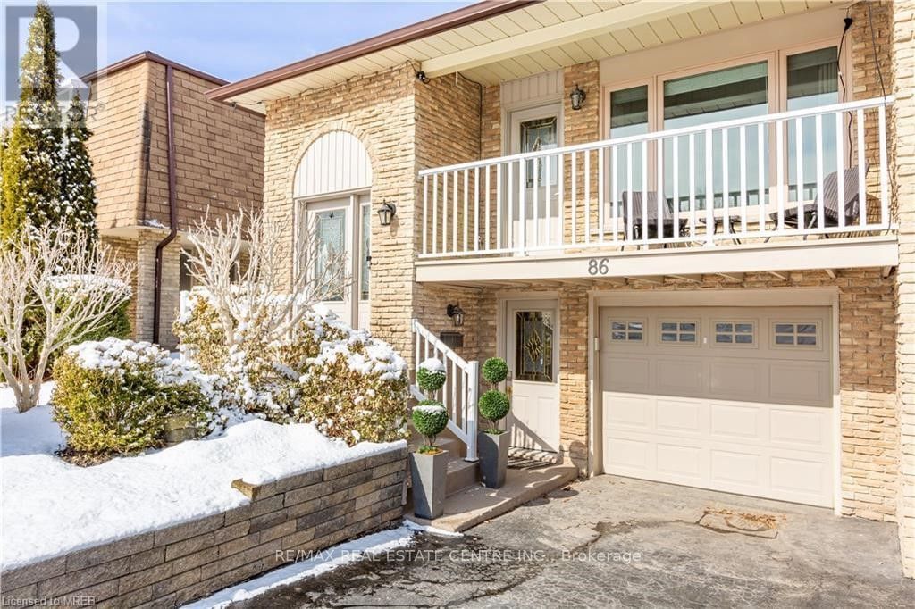 Semi-Detached House leased at 86 Orsett Street, Oakville, 1003 - CP College Park, L6H 2N9 - MLS: W11923343