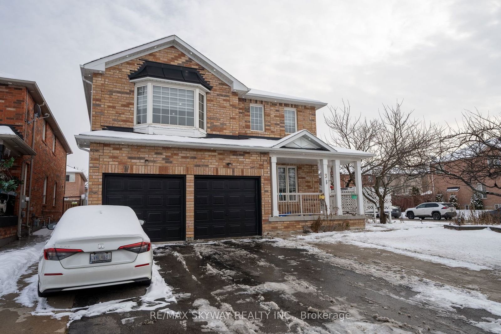 Detached House for sale at 3 Piper Street, Brampton, Fletcher's Meadow, L7A 3H6 - MLS: W11923495