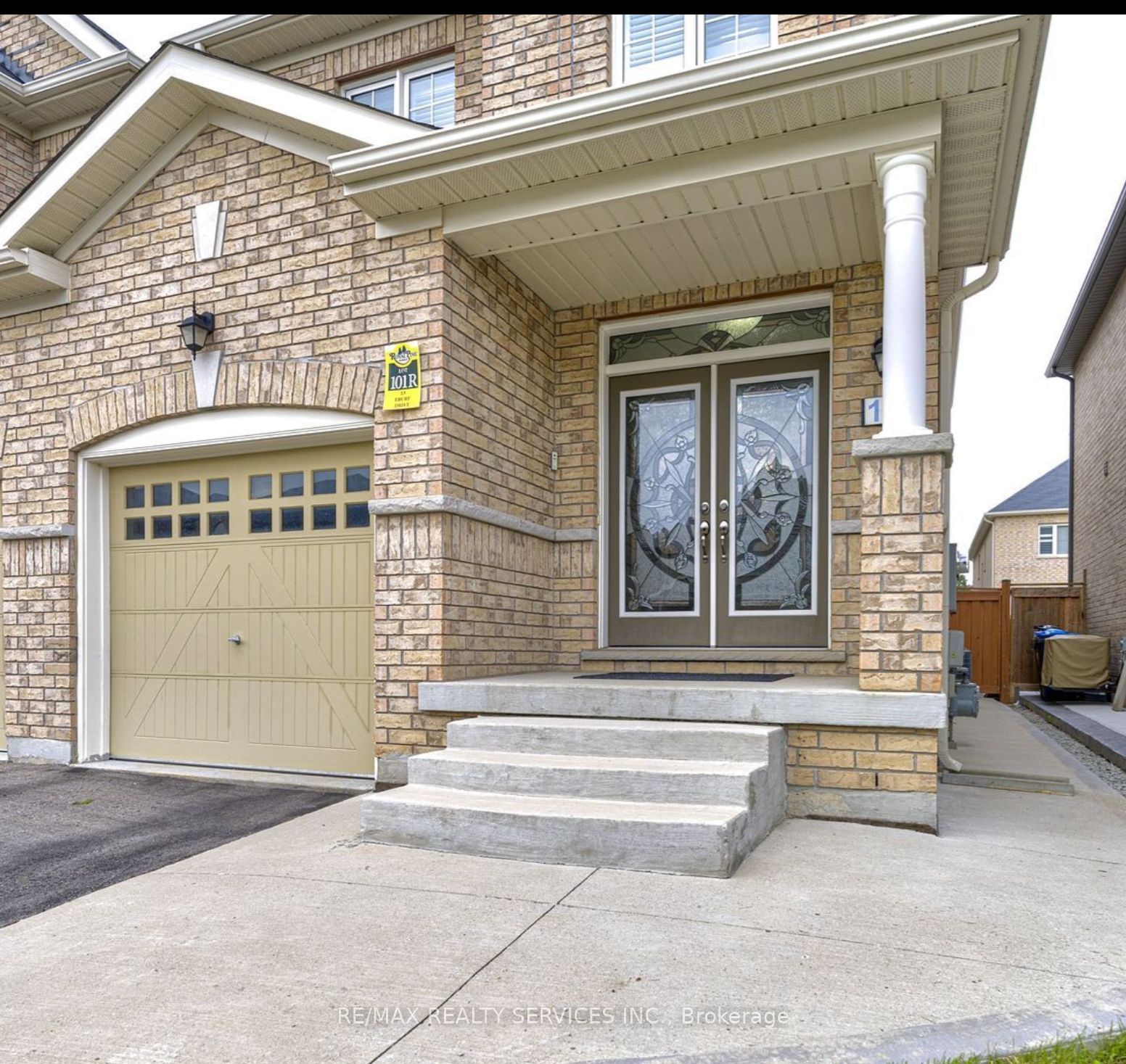 Semi-Detached House for lease at Upper-13 Ebury Drive, Brampton, Credit Valley, L6X 0Z3 - MLS: W11923562