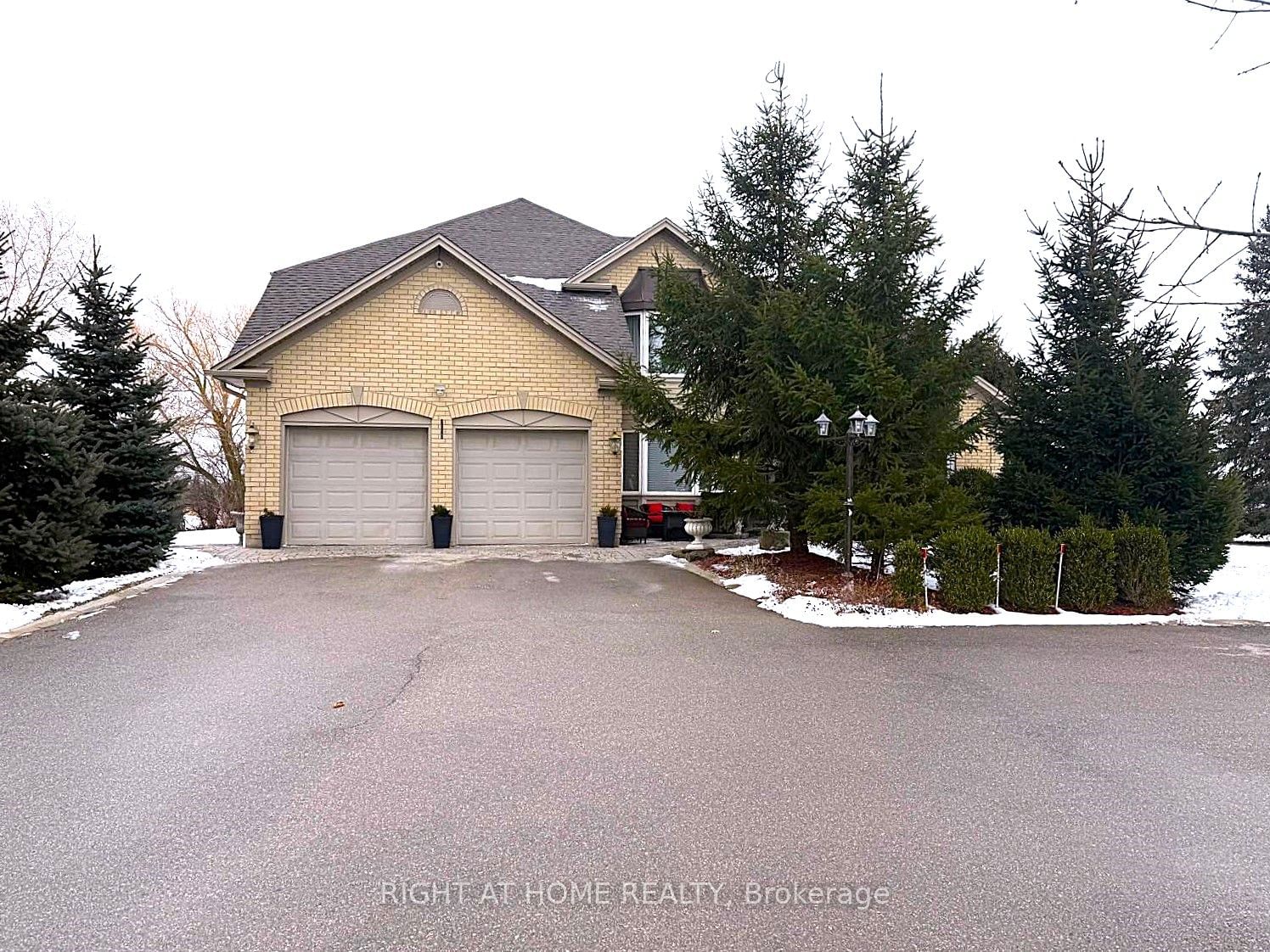 Detached House for sale at 13250 Tenth Sideroad, Halton Hills, L7G 4S5 - MLS: W11923566