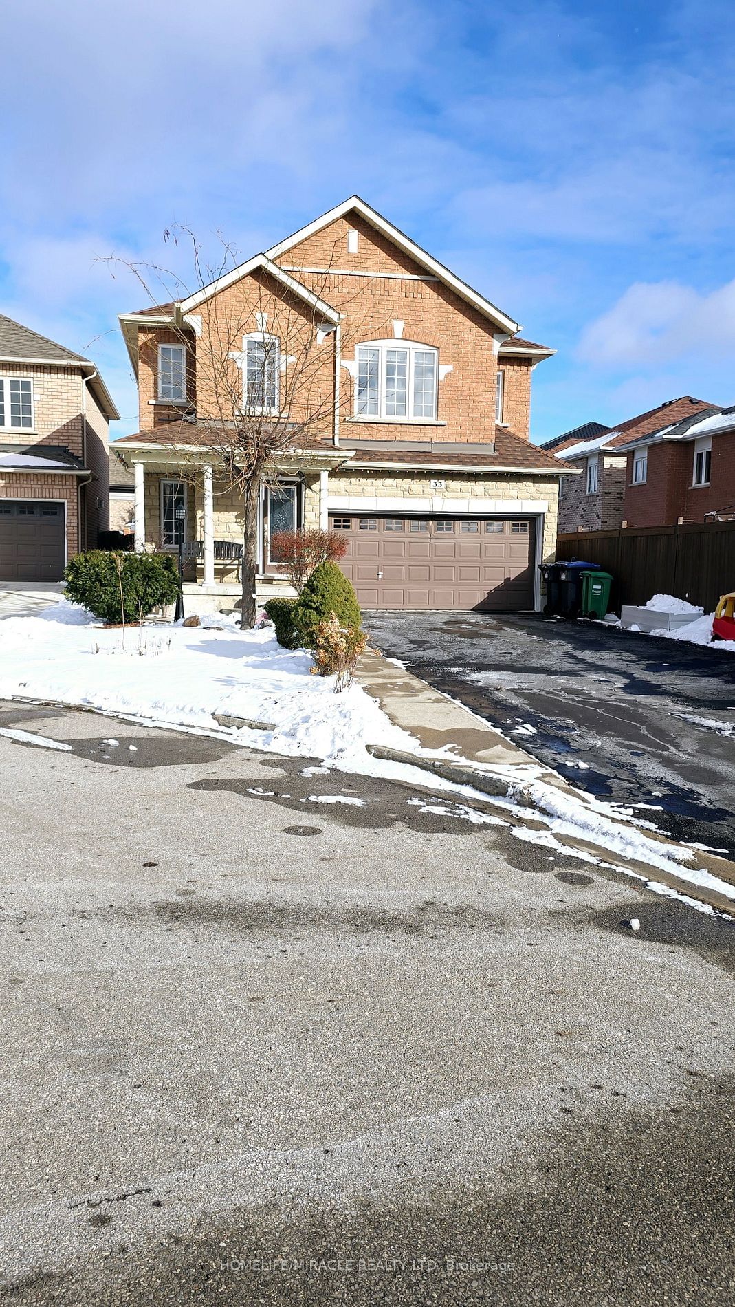 Detached House for sale at 33 Atira Avenue, Brampton, Fletcher's Meadow, L7A 3V1 - MLS: W11923590