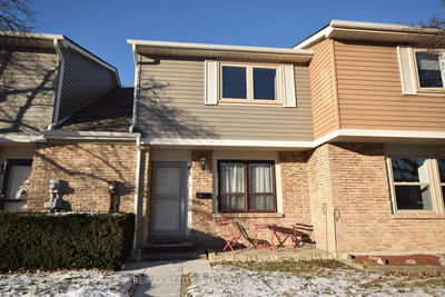 Townhouse leased at 43-98 Falconer Drive, Mississauga, Streetsville, L5N 1Y2 - MLS: W11923603