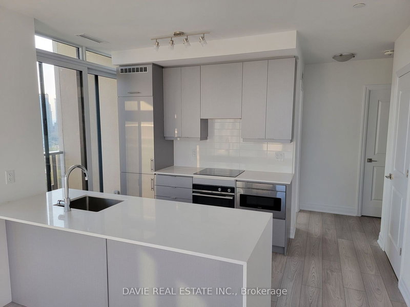 2607 - 36 Elm Dr W, Mississauga, L5B 0N3 | Image 3