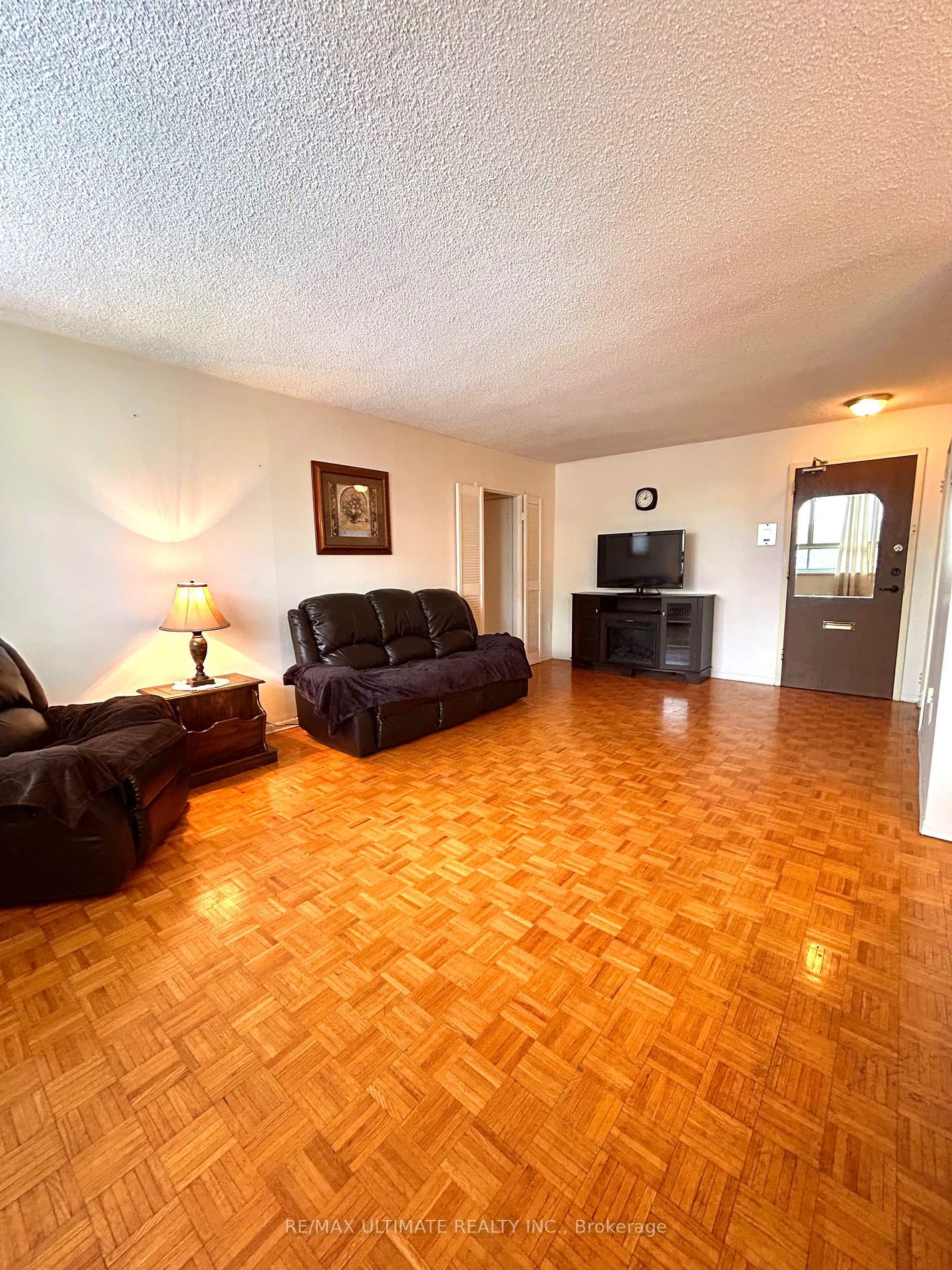 Condo sold at 409-151 La Rose Avenue, Toronto, Humber Heights, M9P 1B3 - MLS: W11924037