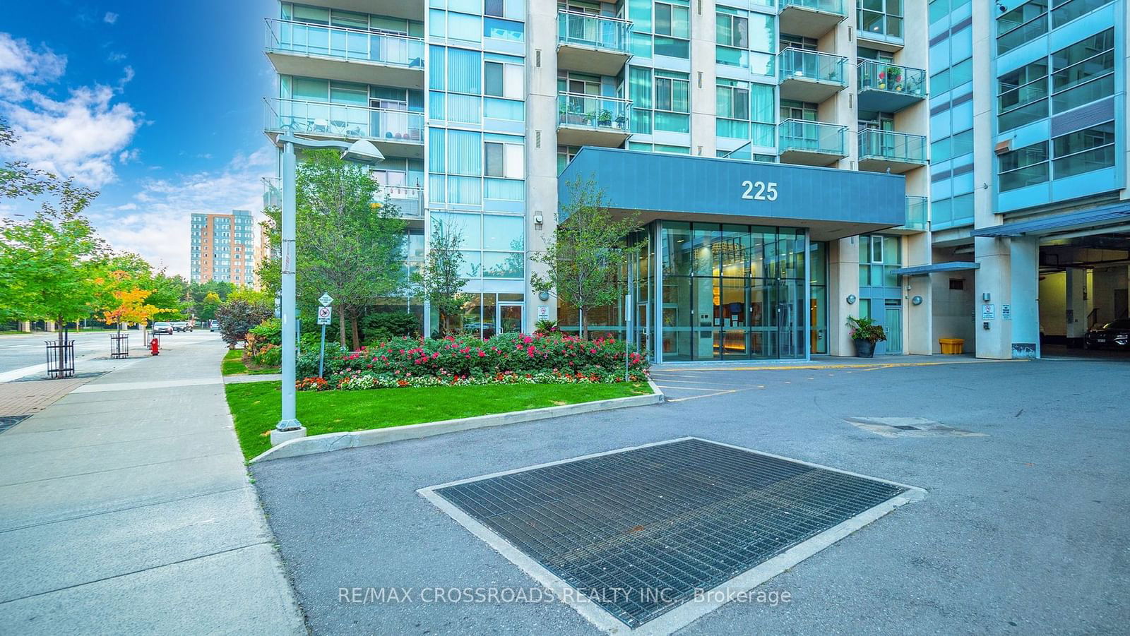 Condo sold at 608-225 Webb Drive, Mississauga, City Centre, L5B 4P2 - MLS: W11924131