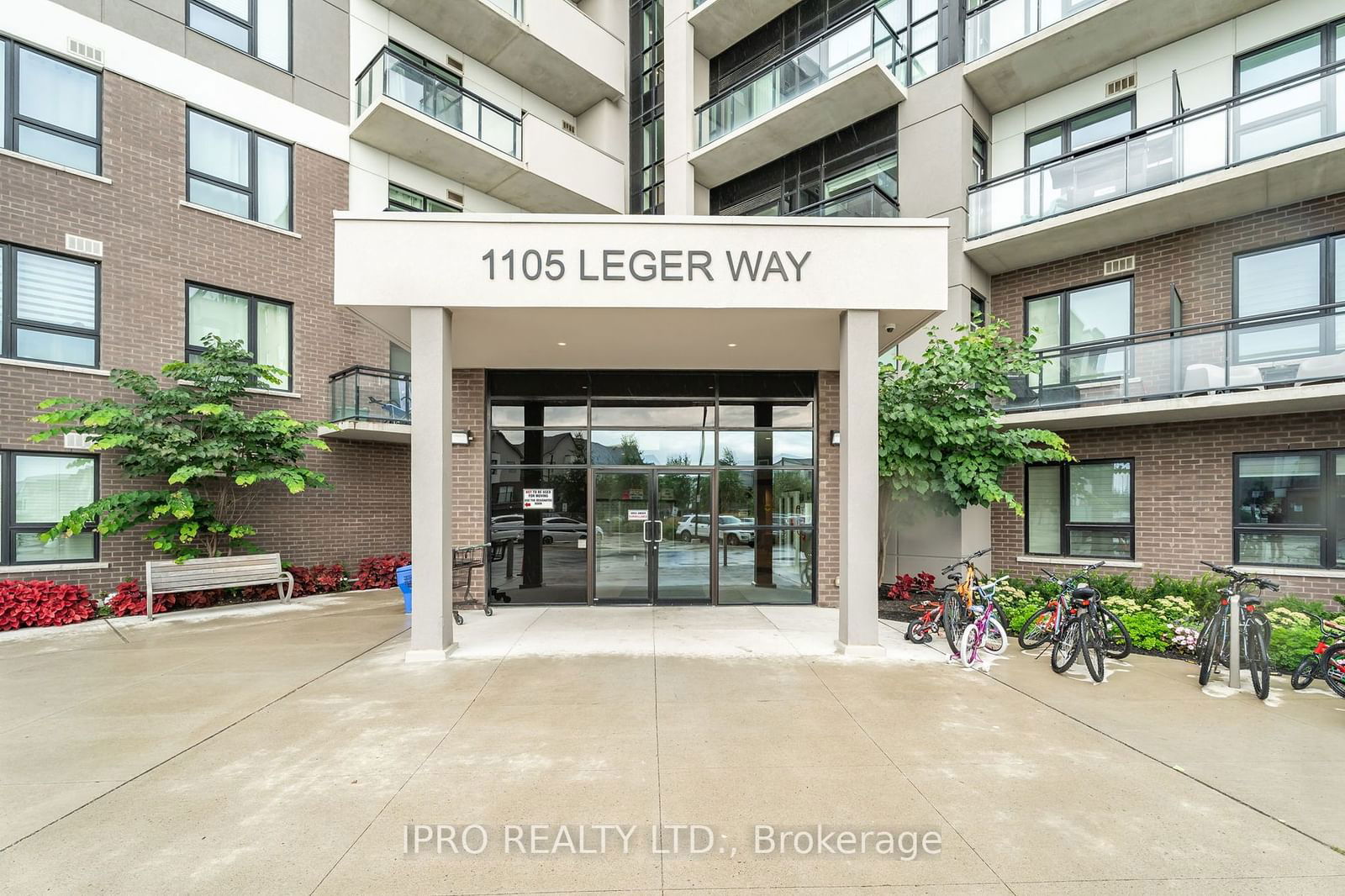 Condo for sale at 627-1105 Leger Way, Milton, Ford, L9E 1K7 - MLS: W11924177