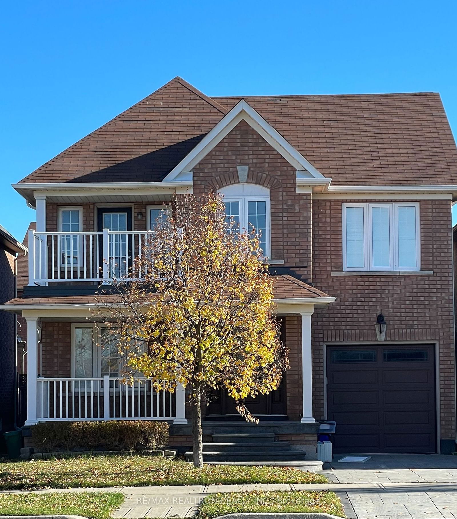 Detached House for sale at 2272 Fairmount Drive, Oakville, West Oak Trails, L6M 5J6 - MLS: W11924193