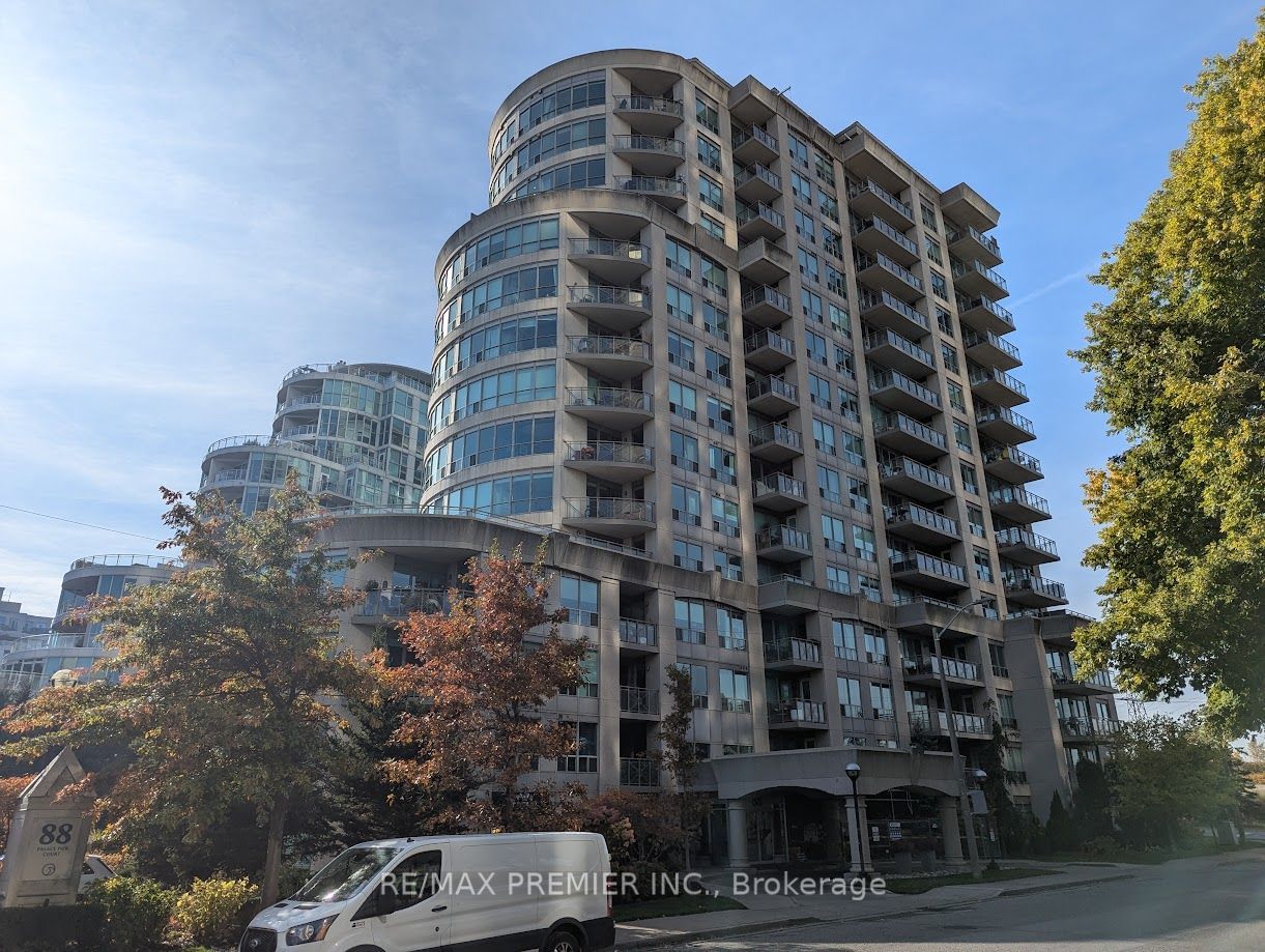 Condo for lease at 301-88 Palace Pier Court, Toronto, Mimico, M8V 4C2 - MLS: W11924294