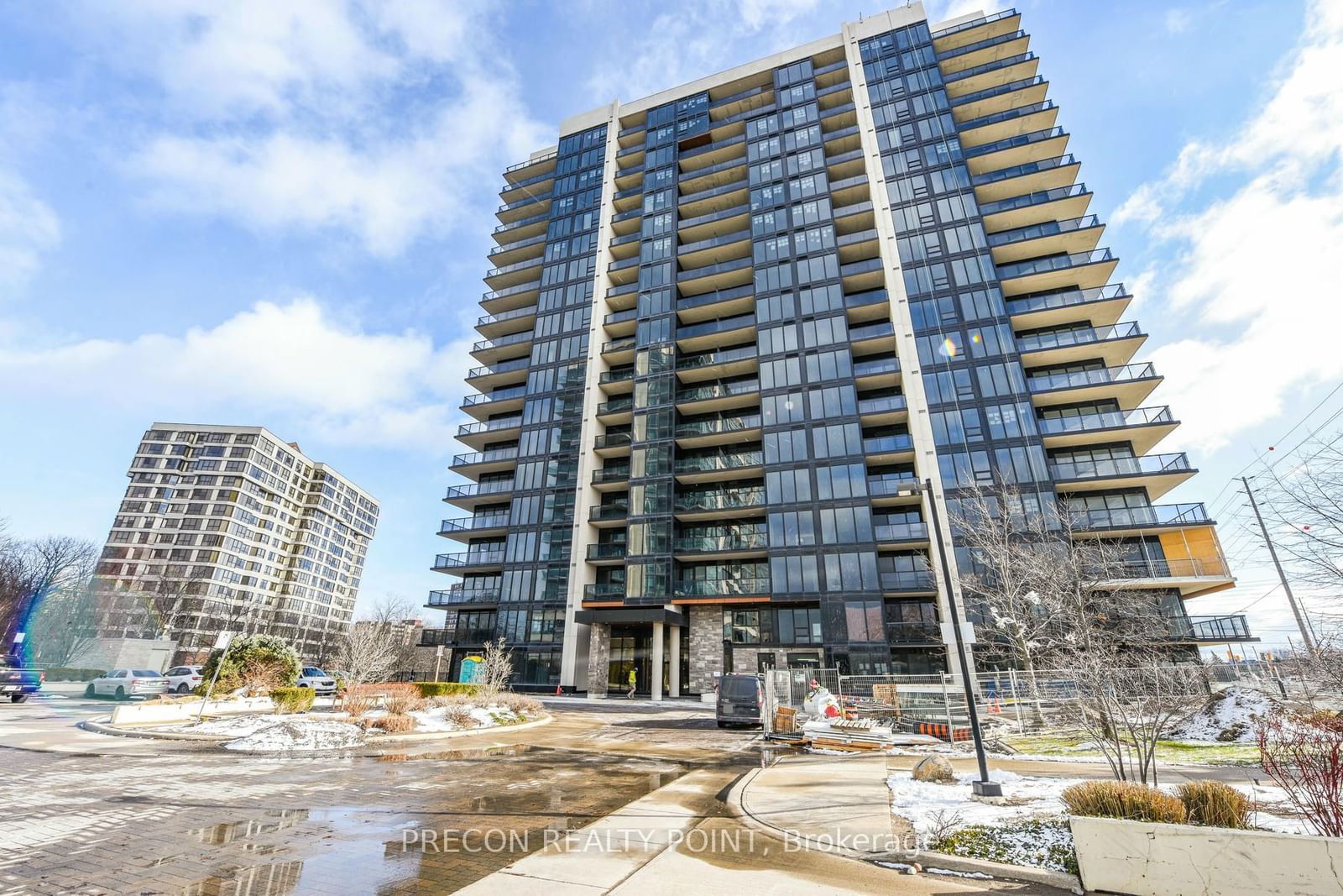 Condo leased at 414-1035 Southdown Road, Mississauga, Clarkson, L5J 0A3 - MLS: W11924725