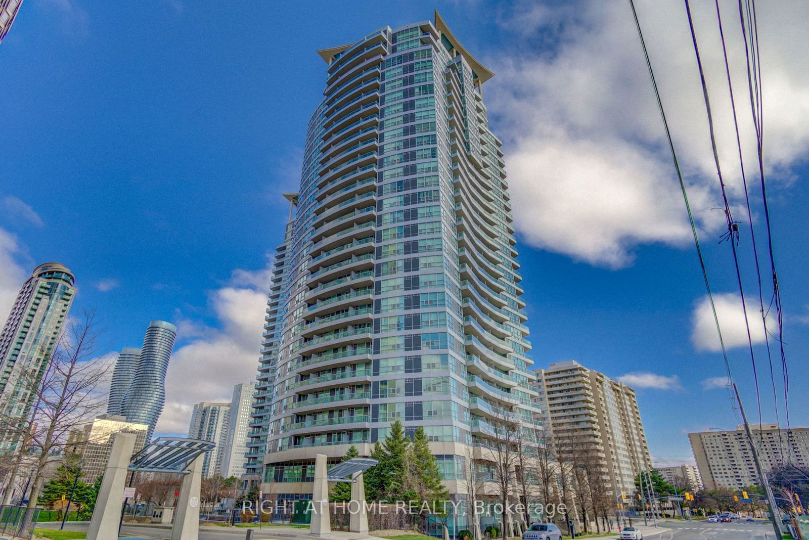 Condo for lease at 2105-33 Elm Drive, Mississauga, City Centre, L5B 4M2 - MLS: W11924799