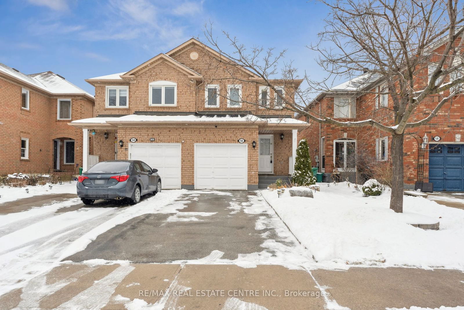 Semi-Detached House for sale at 56 Mount Fuji Crescent, Brampton, Sandringham-Wellington, L6R 2L5 - MLS: W11924847