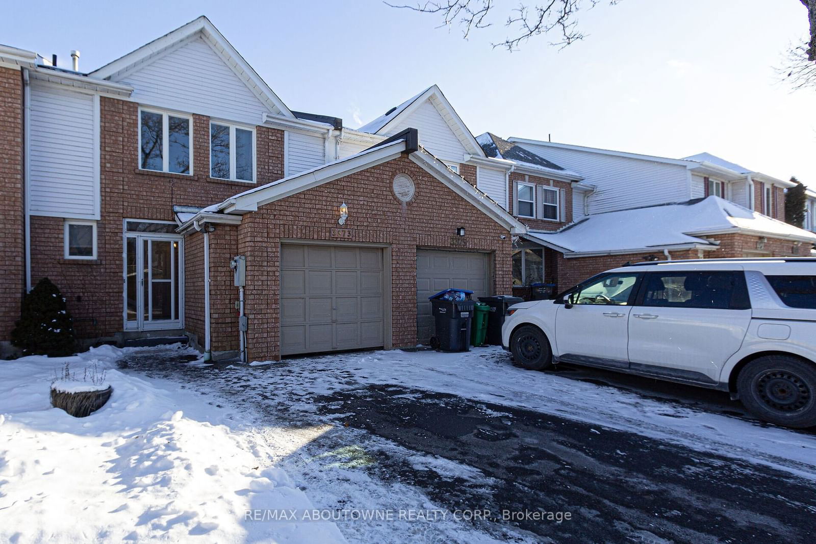 Townhouse for sale at 3373 Fenwick Crescent, Mississauga, Erin Mills, L5L 5N5 - MLS: W11924996