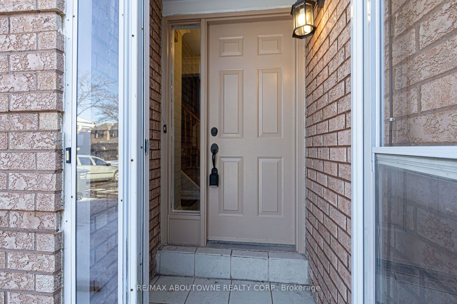 Townhouse for sale at 3373 Fenwick Crescent, Mississauga, Erin Mills, L5L 5N5 - MLS: W11924996