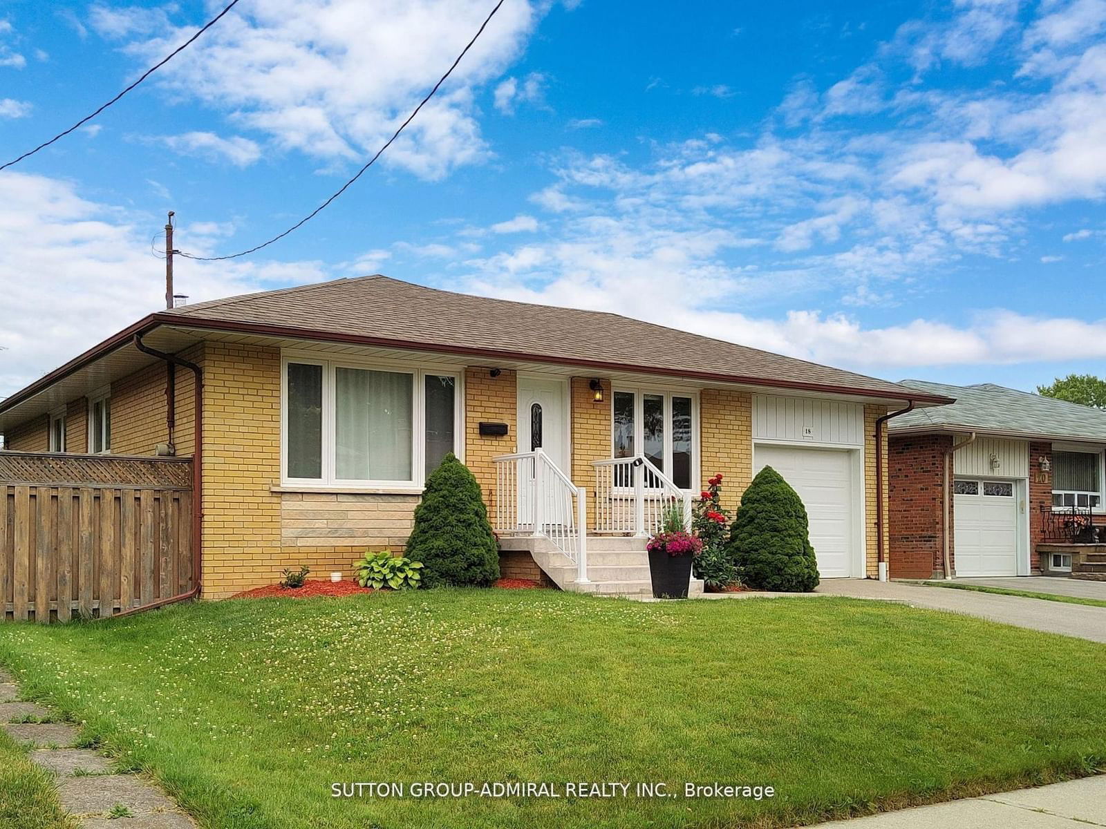 Detached House for sale at 18 Ludstone Drive, Toronto, Willowridge-Martingrove-Richview, M9R 2H9 - MLS: W11925093